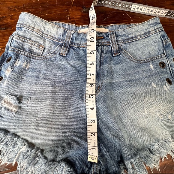 Ferando Brand Brazilian frayed hem denim shorts size 4 US. Side grommets EC - Picture 8 of 8